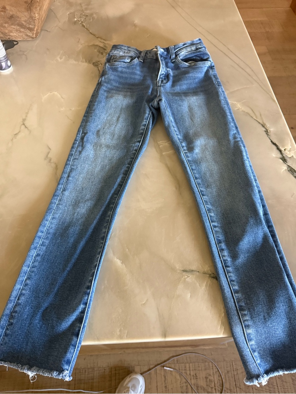 Women’s Ankle Crop Straight Jeans — Blue Wash